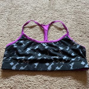 Womens reversible sports bra